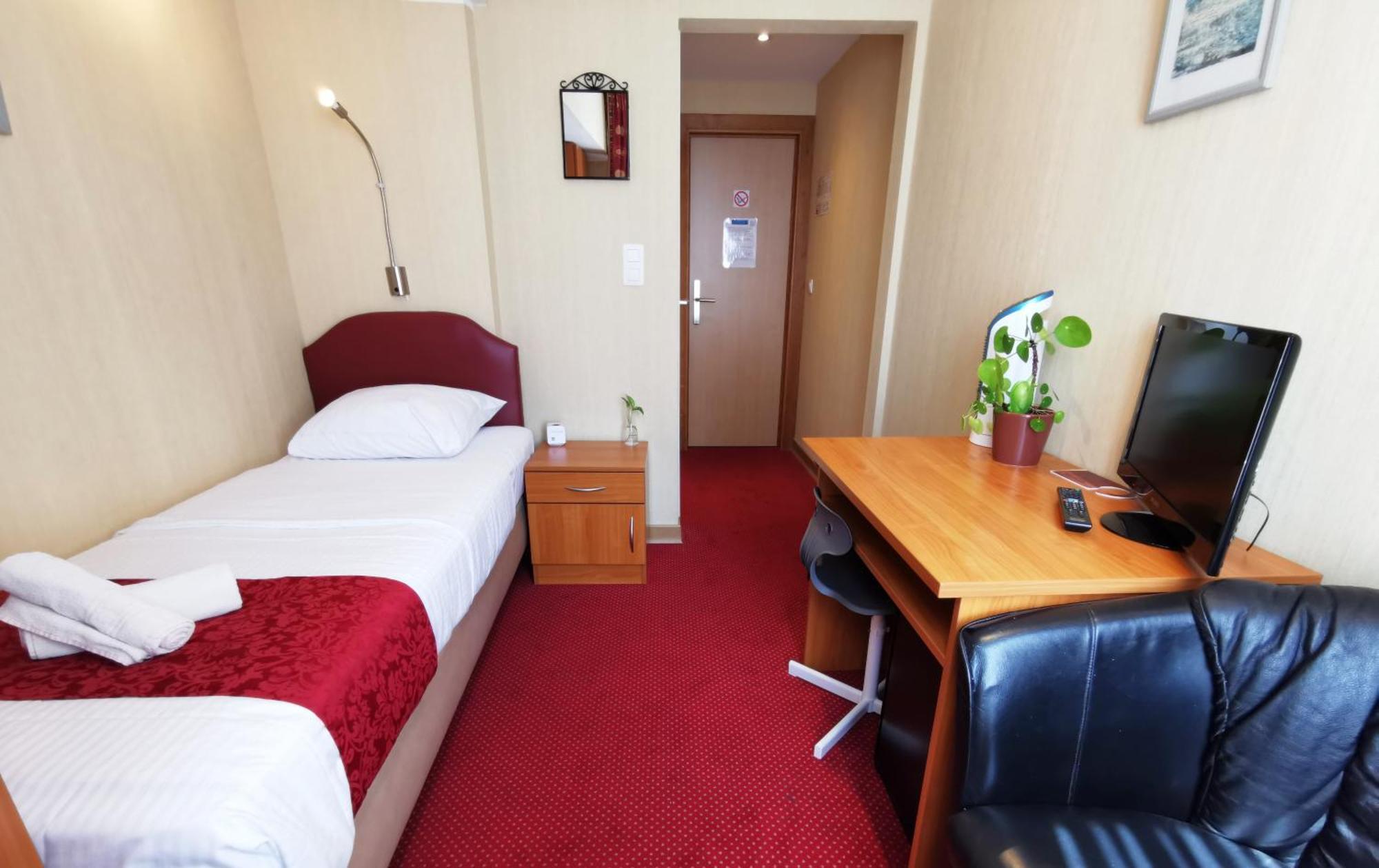 Hotel Cardiff Ostend Room photo